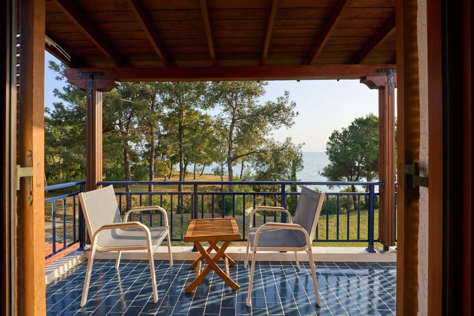 Summerday Villa Private Beach نيا إيراكليا