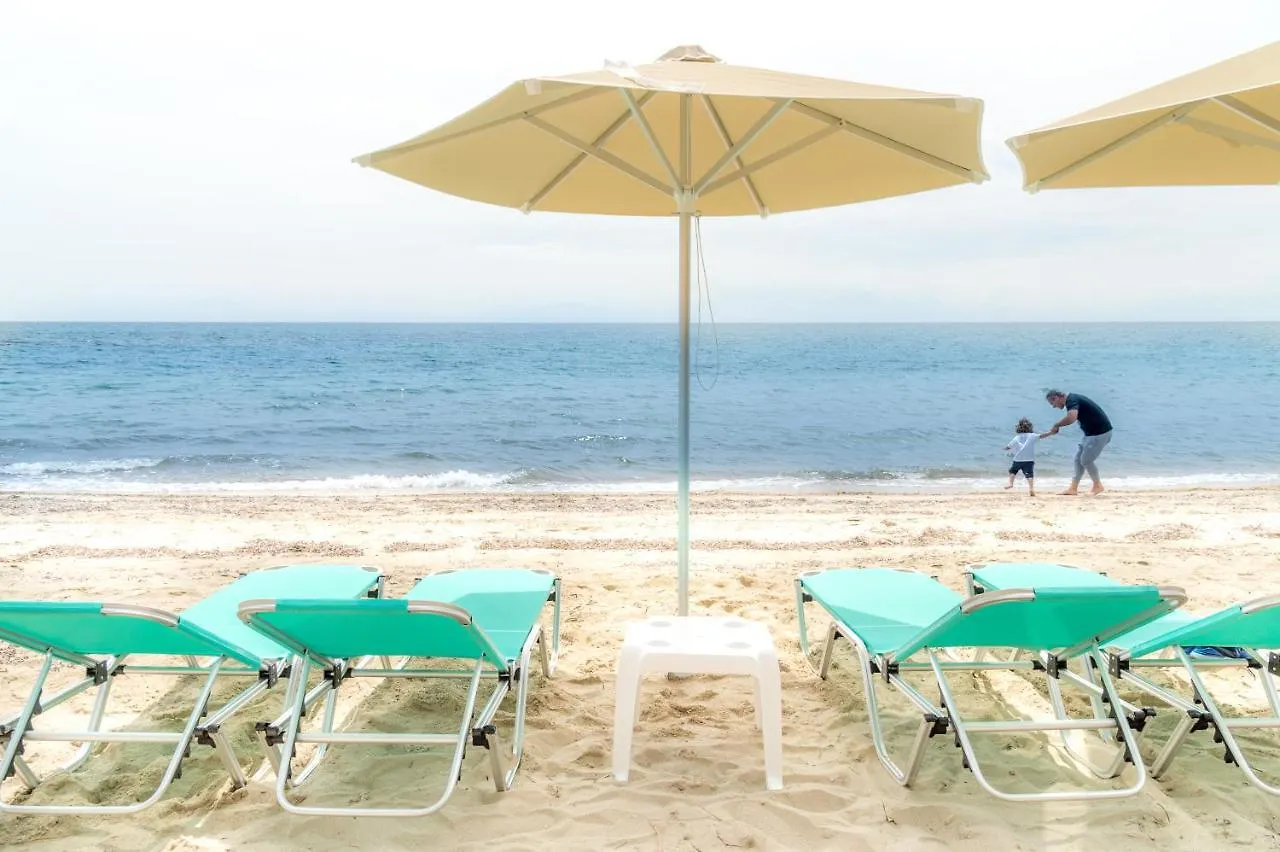 Summerday Villa Private Beach نيا إيراكليا 0*,  اليونان